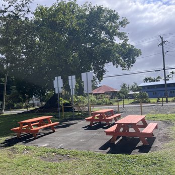 Keaukaha Beach Park - picnic area - Beaches Near Me - Hilo, Hawaii