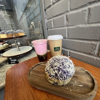 Manileno - UBE ENSAYMADA - Filipino Near Me - St. Louis, Missouri