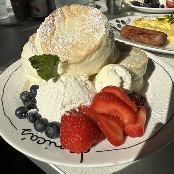 Denica’s Real Food Kitchen - Soufflé pancakes - Breakfast & Brunch Near Me - Pleasanton, California Denica’s Real Food Kitchen - Soufflé pancakes - Breakfast & Brunch Near Me - Pleasanton, California