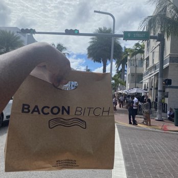 Bacon Bitch - Outside - Sandwiches Near Me - Miami Beach, Florida