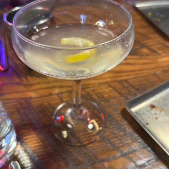 drafthouse - Spiced French 75 - Gastropubs Near Me - Janesville, Wisconsin