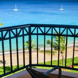 Royal Lahaina Resort & Bungalows