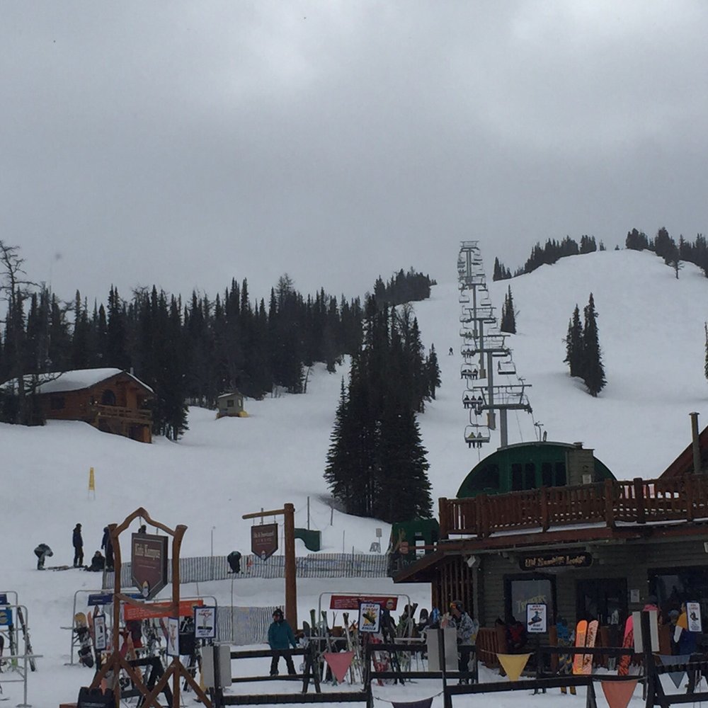 Sunshine Mountain Lodge - One of the many great lifts up - Ski Resorts Near Me - Banff, Alberta Sunshine Mountain Lodge - One of the many great lifts up - Ski Resorts Near Me - Banff, Alberta