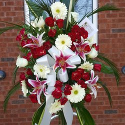 Star Gaze Lilly Standing Wreath $375.00