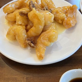 Dumpling House - Honey walnut prawns. Thick coating of the batter but otherwise the taste was there. - Chinese Near Me - Fairfield, California Dumpling House - Honey walnut prawns. Thick coating of the batter but otherwise the taste was there. - Chinese Near Me - Fairfield, California