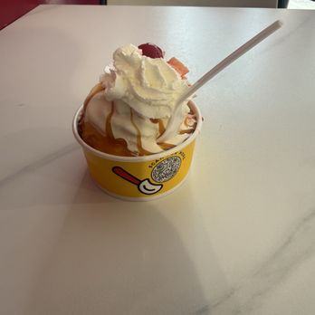 Carvel - Desserts Near Me - Flushing, New York