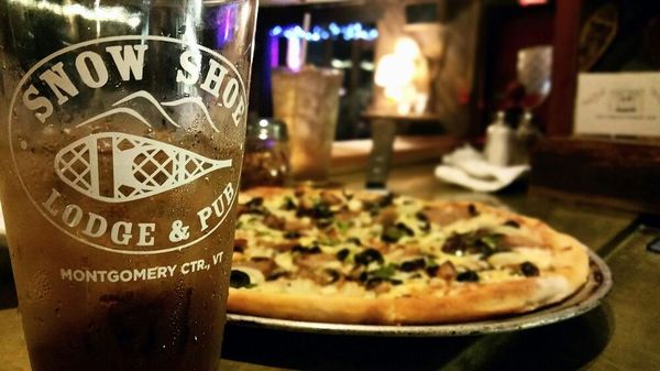 Snow Shoe Lodge & Pub by null