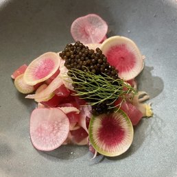 Big eye tuna, shaved fennel, caviar