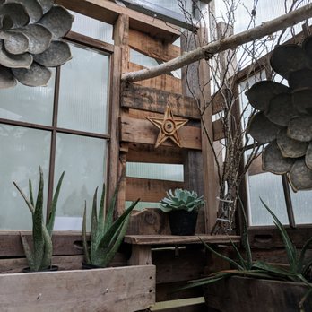 McCue Garden Center - Nurseries & Gardening Near Me - Woburn, Massachusetts