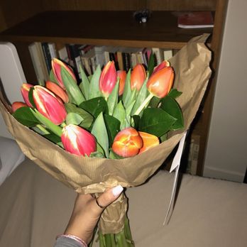 L'Histoire d'une Fleur - Florists Near Me - Paris, 75 L'Histoire d'une Fleur - Florists Near Me - Paris, 75