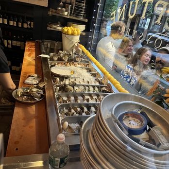 Neptune Oyster - Seafood Near Me - Boston, Massachusetts