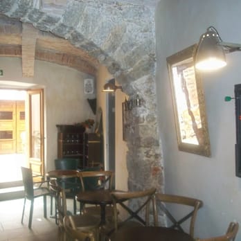 Café des Fleurs - Bistros Near Me - Calvi, 2B