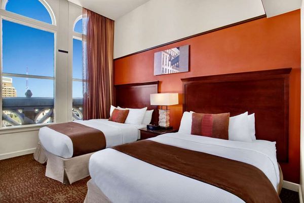 The Emily Morgan San Antonio - a DoubleTree by Hilton Hotel by null