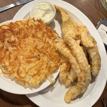 Albertville Tavern - Fish fry with lyonnaise potatoes - American Near Me - Colfax, Wisconsin