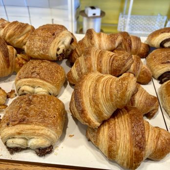 Livingston Community Bakery - a tray of croissants - Bakeries Near Me - Livingston, Montana Livingston Community Bakery - a tray of croissants - Bakeries Near Me - Livingston, Montana