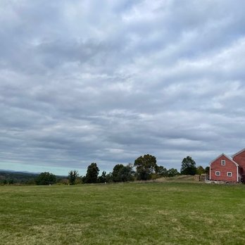 Fruitlands Museum - The grounds of Fruitlands - Museums Near Me - Harvard, Massachusetts
