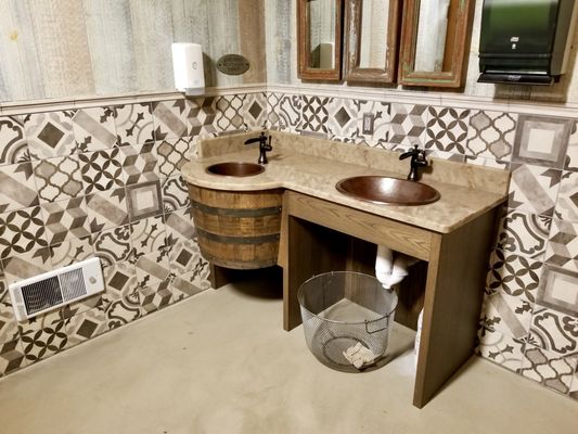 Best Tile & Wood