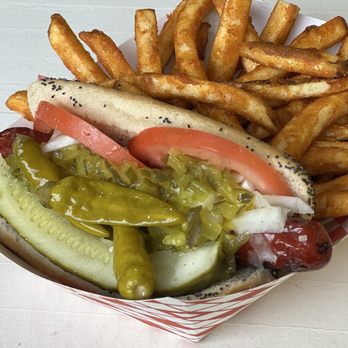 Chicago's Dog House - Chicago Style Hot Dog and Seasoned French Fries - Hot Dogs Near Me - Chicago, Illinois Chicago's Dog House - Chicago Style Hot Dog and Seasoned French Fries - Hot Dogs Near Me - Chicago, Illinois