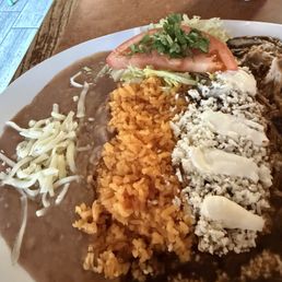 Enchiladas mole