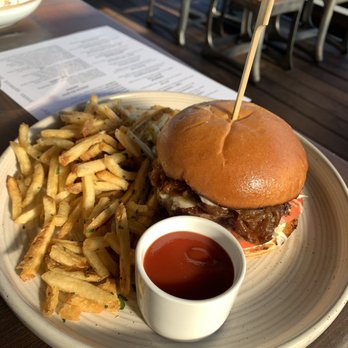 Craft House - Wagyu burger - New American Near Me - Dana Point, California