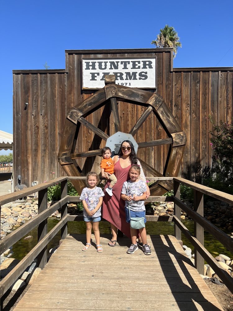 HUNTER FARMS PUMPKIN PATCH 15 Photos & 24 Reviews 2985 N Southern