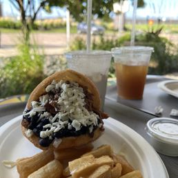 Pabellon Arepa Beef