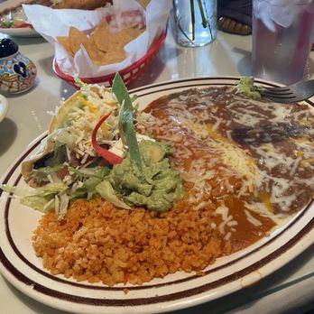 Rivera's - #1 Combination - Mexican Near Me - Long Beach, California
