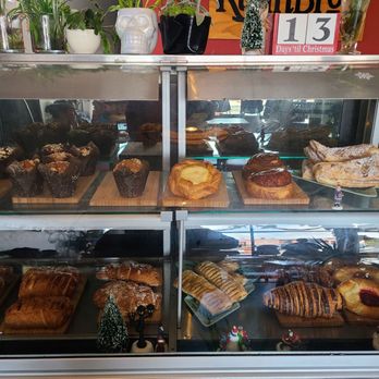 Ryan Bros City Heights - Pastry display case - Coffee & Tea Near Me - San Diego, California Ryan Bros City Heights - Pastry display case - Coffee & Tea Near Me - San Diego, California