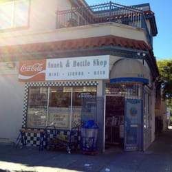 Snack & Bottle Shop