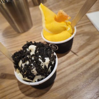 San Ho Won - Sesame soft serve & tangerine soft serve - Korean Near Me - San Francisco, California San Ho Won - Sesame soft serve & tangerine soft serve - Korean Near Me - San Francisco, California