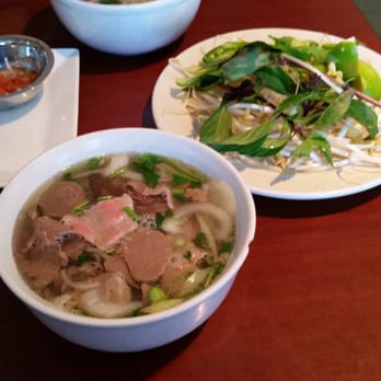 iPho by Saigon - Pho and the fixins - Vietnamese Near Me - Saint Paul, Minnesota