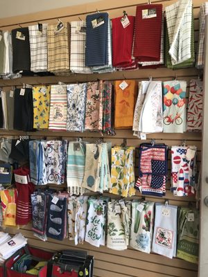 Standard 5 & 10 Ace and Stan's Kitchen by null