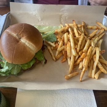 Green Valley Smokehouse - Impossible burger with shoestring fries - Smokehouse Near Me - Green Valley, California Green Valley Smokehouse - Impossible burger with shoestring fries - Smokehouse Near Me - Green Valley, California