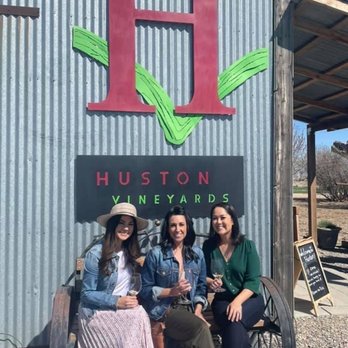 Huston Vineyards - Wine Tours Near Me - Caldwell, Idaho