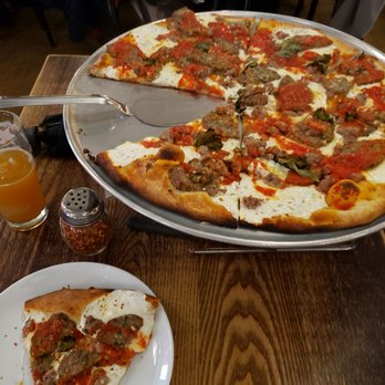 Juliana's - Large margherita with meatball and sausage and a local Sixpoint beer. - Pizza Near Me - Brooklyn, New York Juliana's - Large margherita with meatball and sausage and a local Sixpoint beer. - Pizza Near Me - Brooklyn, New York