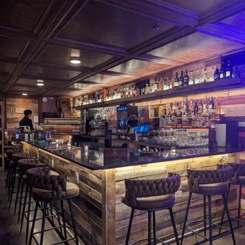 Violette’s - The bar - Breakfast & Brunch Near Me - Staten Island, New York Violette’s - The bar - Breakfast & Brunch Near Me - Staten Island, New York