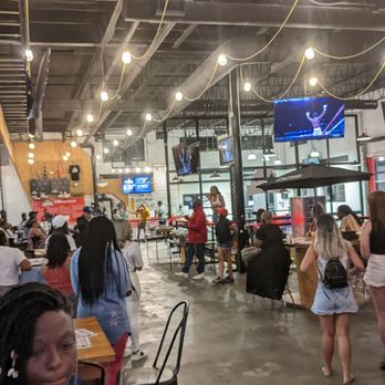 Fowling Warehouse - American Near Me - Atlanta, Georgia