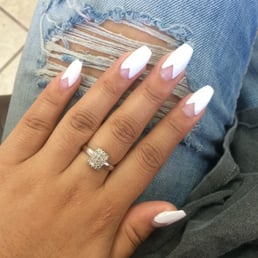Coffin nail shape, with design by Leyna. Love them :)