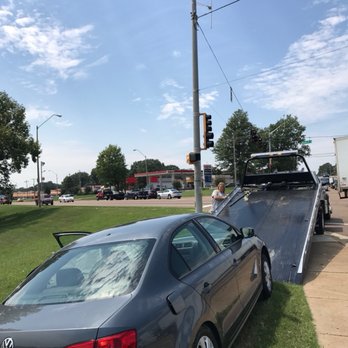 Adre's Wrecker Service - Towing Near Me - Memphis, Tennessee Adre's Wrecker Service - Towing Near Me - Memphis, Tennessee