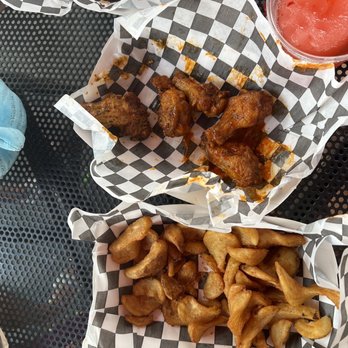 The Thirsty Chicken - Chicken Wings Near Me - Leander, Texas