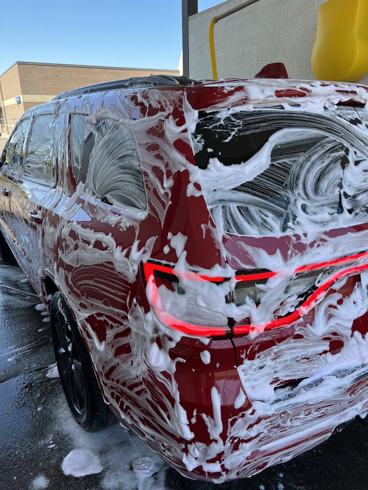 SILVER FALLS CAR WASH Updated August 2024 20 Photos 604 McClaine