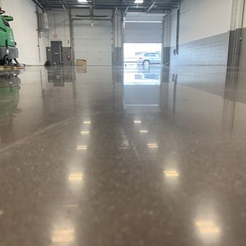 DUOMIT - a polished floor in a warehouse - General Contractors Near Me - Rahway, New Jersey DUOMIT - a polished floor in a warehouse - General Contractors Near Me - Rahway, New Jersey