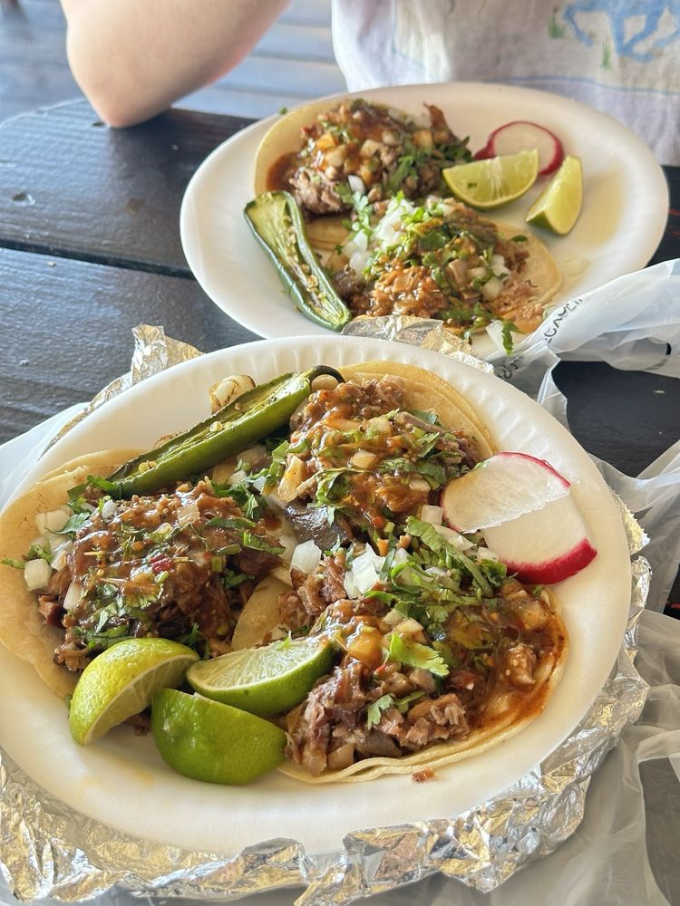 Carnitas El Bajio — Mexican restaurant in Hughson