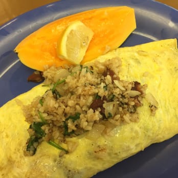 Kountry Style Kitchen Restaurant - Smoked meat fried rice omelette with fruit - Breakfast & Brunch Near Me - Ewa Beach, Hawaii