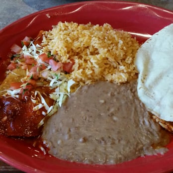 Cilantros - Taco enchilada combo. Runny with a watery liquid around the edges of the plate. Sloppy in food prep. - Mexican Near Me - Watsonville, California Cilantros - Taco enchilada combo. Runny with a watery liquid around the edges of the plate. Sloppy in food prep. - Mexican Near Me - Watsonville, California