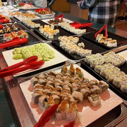 Panda Buffet - Sushi and sashimi!