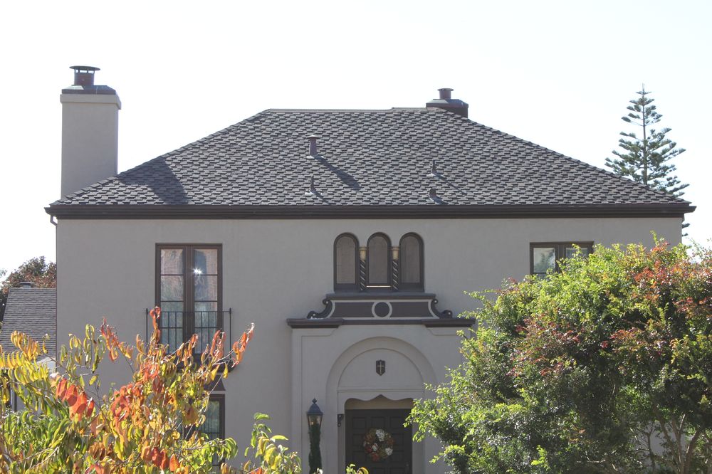 Slide of Ace Roofing