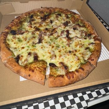 Pizza Factory - Pesto Sundried Tomato and Garlic (Medium 12" 8 Slices) - Pizza Near Me - Rio Vista, California