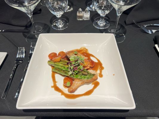 Seven Oaks Steak and Seafood by null