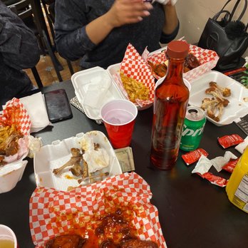 The Chicken Hut - It's byob and the chicken is 10/10!! - Chicken Wings Near Me - Arlington, Texas